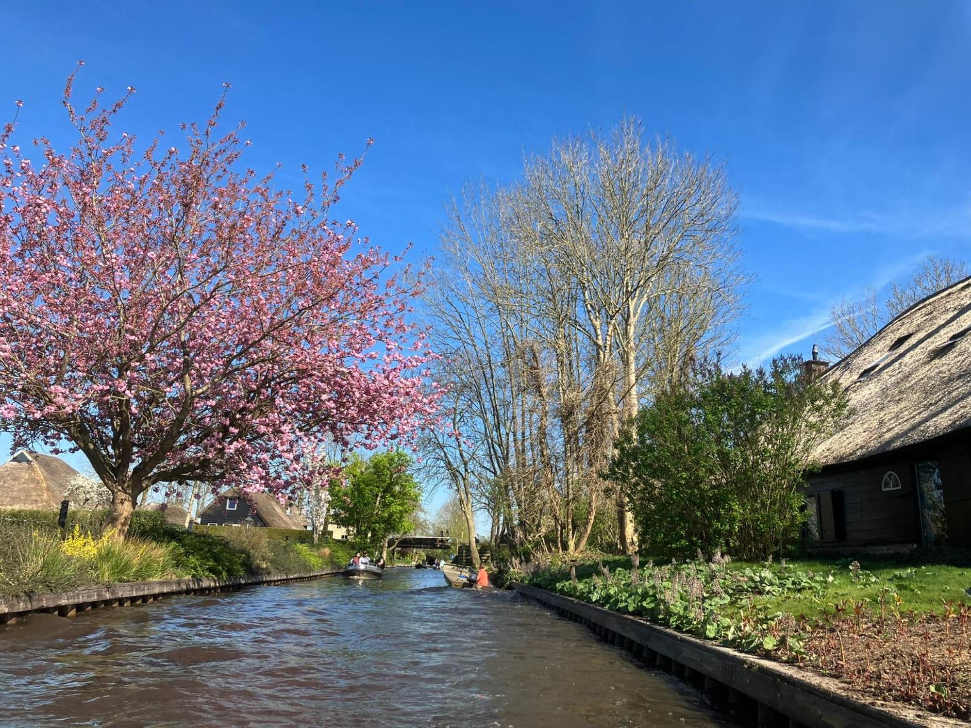 Oasis Giethoorn Villa Exterior foto